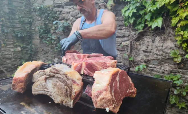 Fin de saison estivale 2026 : une réussite pour BRASERO BARBUCK TRAITEUR, Albi, BRASERO BARBUCK TRAITEUR